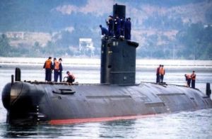清级潜艇（中国开发的一种具备弹道导弹发射能力的潜艇）