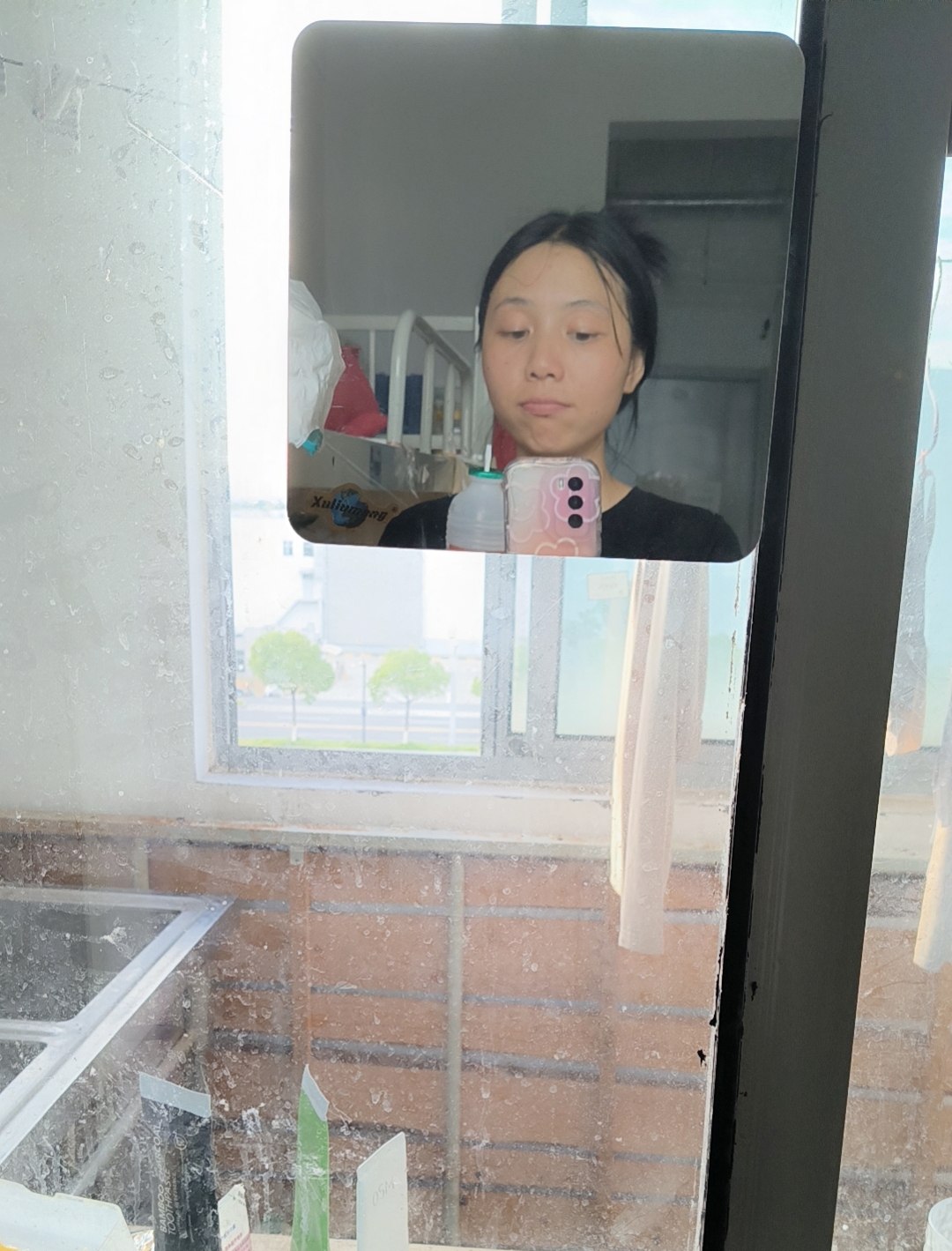 上班第一件事拿起遥控器开空调#日常 

