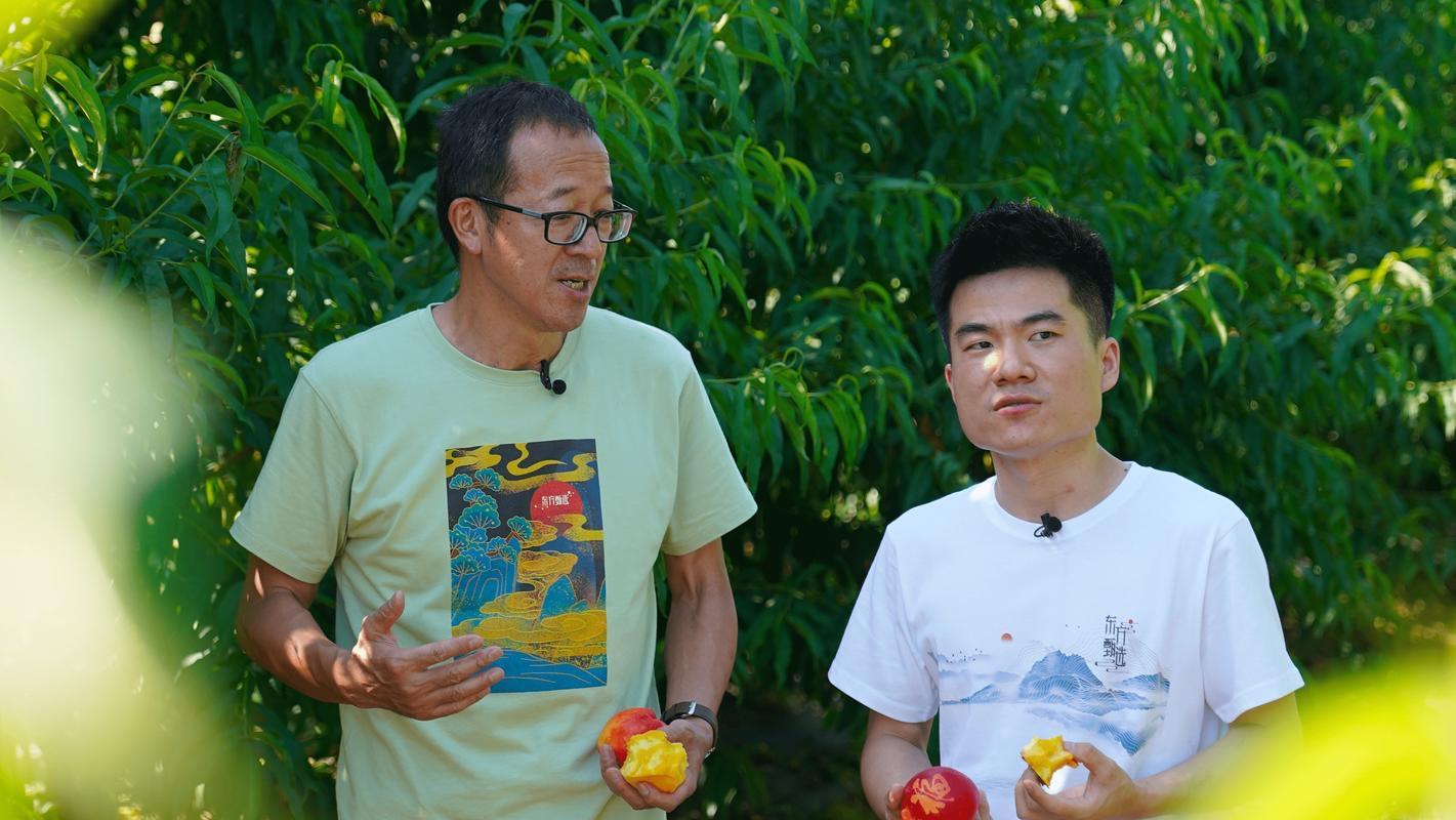 董宇辉走后东方甄选直播间画风变了东方甄选美丽生活直播间中的直播风格引起了争议。在