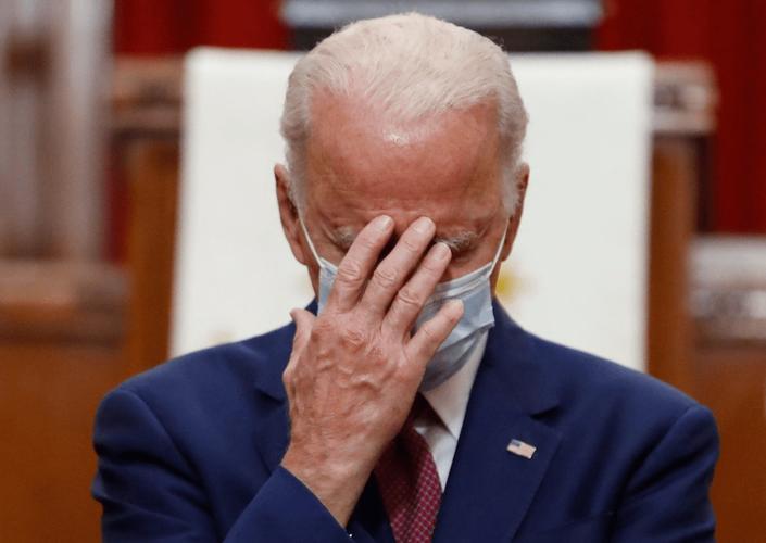 特朗普说能阻止拜登打三战？别逗了，他当总统时都没做到，现在更不可能！