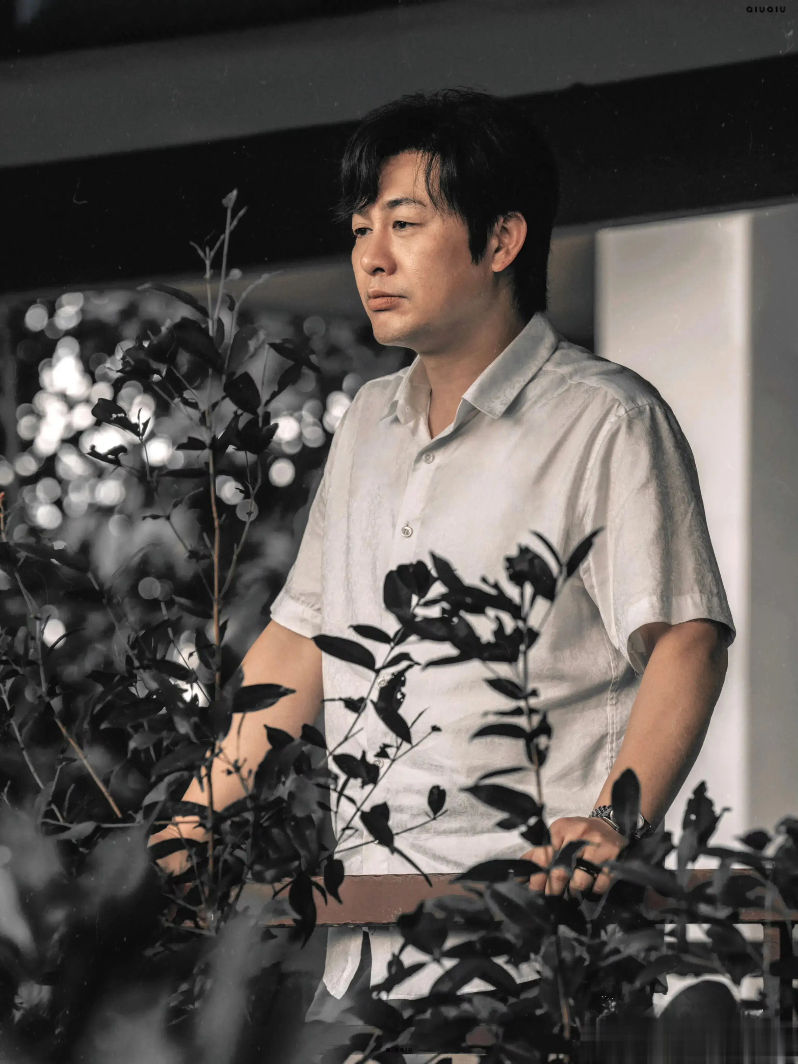 一人扛部剧，也就张颂文了