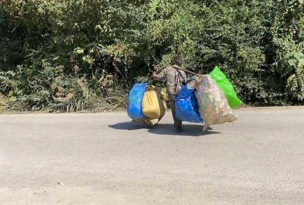 中国单身汉找尼泊尔老婆，反映出国内婚恋市场的失衡，也暴露了国际婚姻中的文化碰撞问