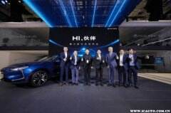 赛力斯和华为之间的关系说得好听一点就是深度合作，难听一点塞力斯就是华为的小白鼠，