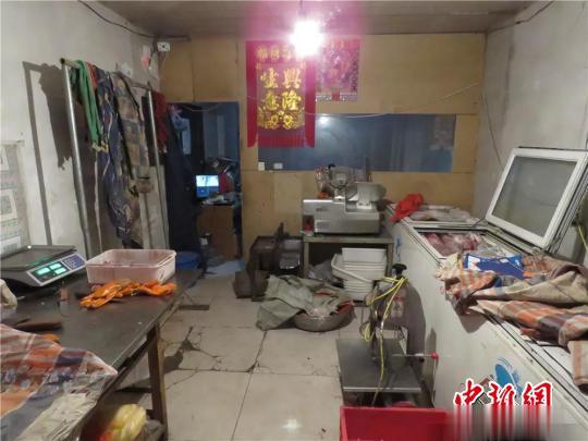 无耻男子，理赔后再卖病死牛！