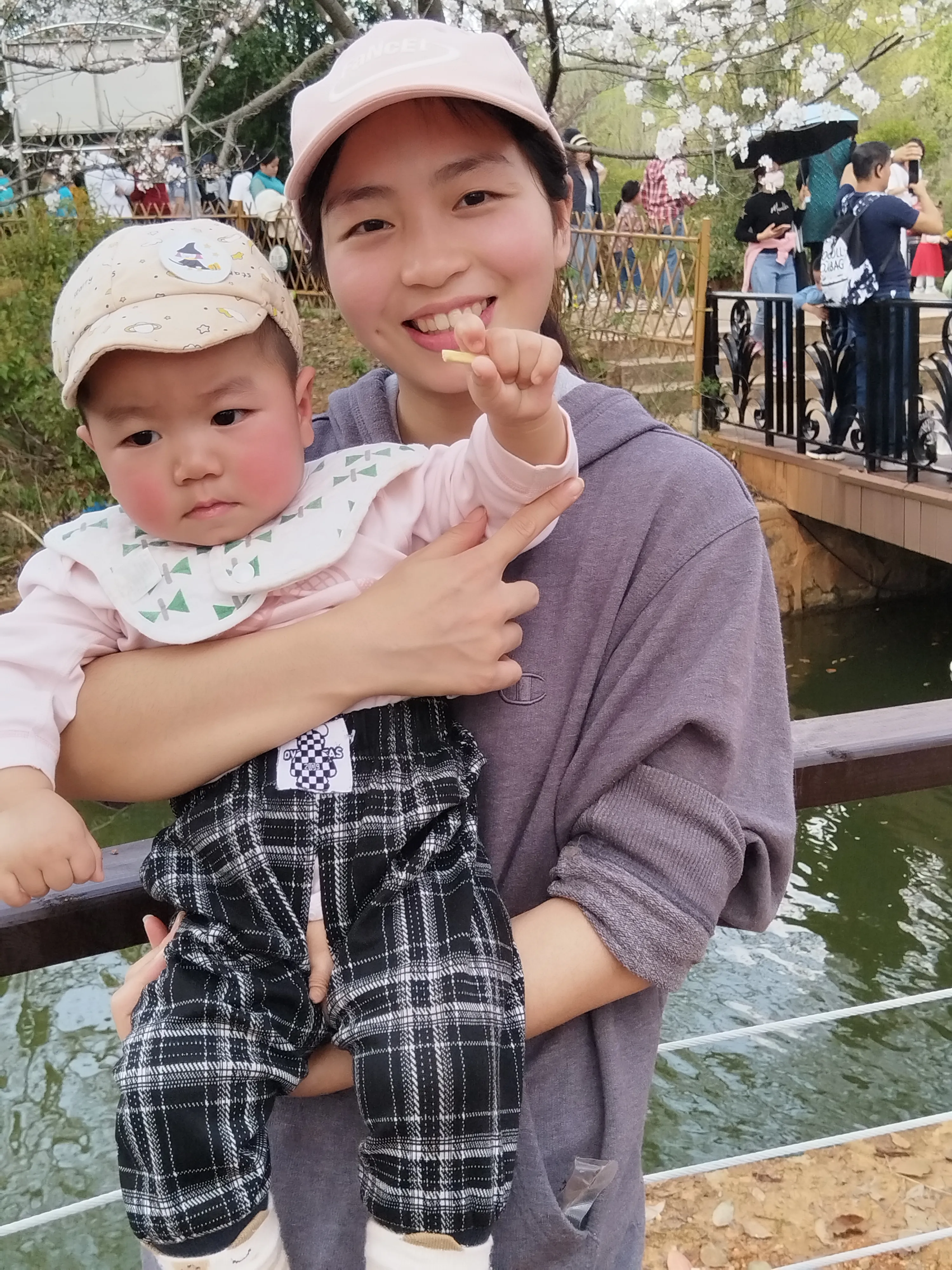 非常上相的小宝 
