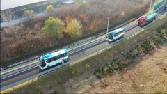 潍柴全系氢燃料电池车辆跨城际高速开跑山东首条氢能高速建设再加速:11月18日上午