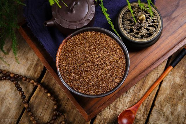 我们应该谨慎对待。中药代茶饮并非完全无益，但盲目过量饮用可能会对身体健康产生负面