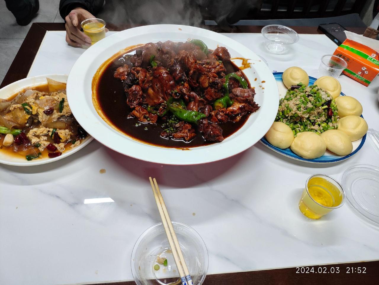 人间烟火气，年货渐浓食。大小个家，贫富是个年，该准备的还是要准备。#备年货