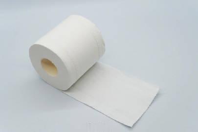 日常生活用的纸，主要有两大类：一类是纸巾纸，也就是擦嘴擦脸用的面巾纸、餐巾纸等；