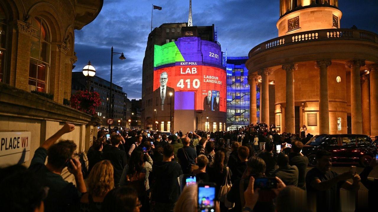 英国变天!工党获胜结束保守党14年执政。#出口民调显示英国工党赢得大选#工党预计