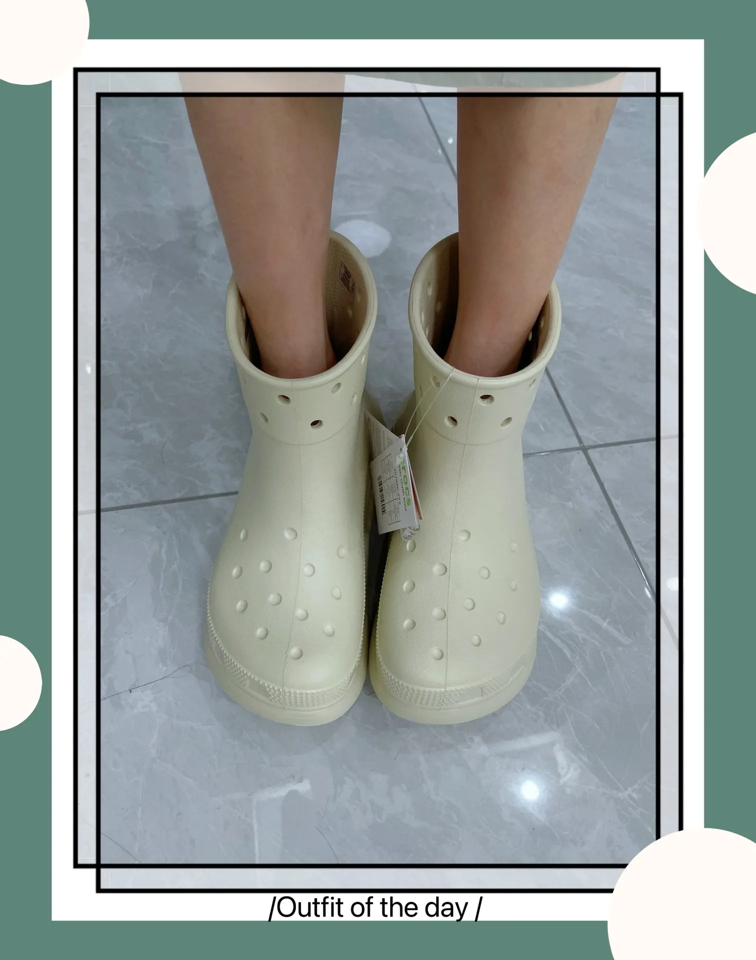 我夏天也爱穿漂亮的裙子啦！不过我的鞋子还是那双经典的crocs，舒服又百搭！你们