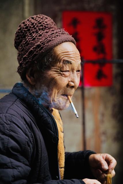 我普通农村老头对2024年中央一号文件关于降低农村人情负担的解读降低农村人情负担