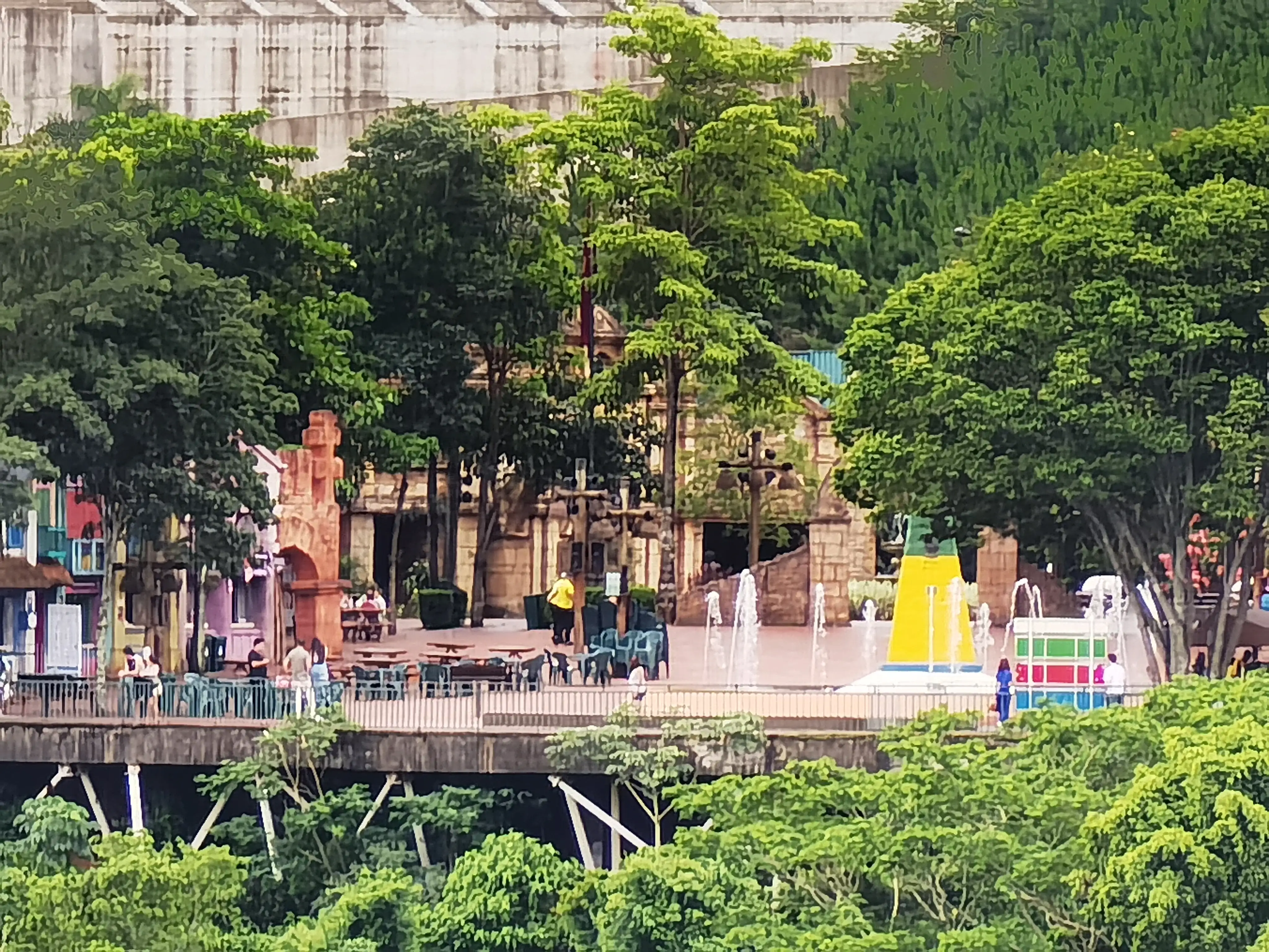 #人口出生率下降最根本原因是什么？#1-思想转变，传统的传宗接代思想丢失，个人享