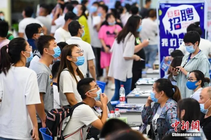 超出劳动法规定！明明规定了不超过40小时，却被这现实打了脸！唤醒你的权益意识吧！