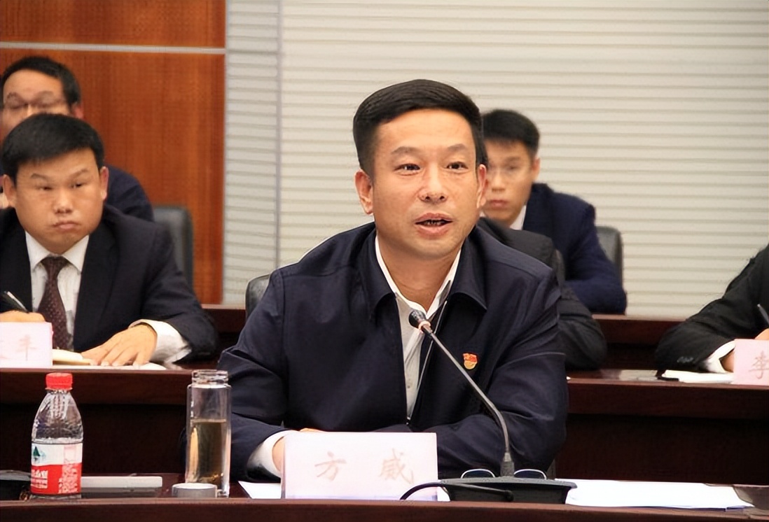 富豪方威豪掷8583万发红包，与员工共享企业发展成果辽宁富豪方威在2022年向员