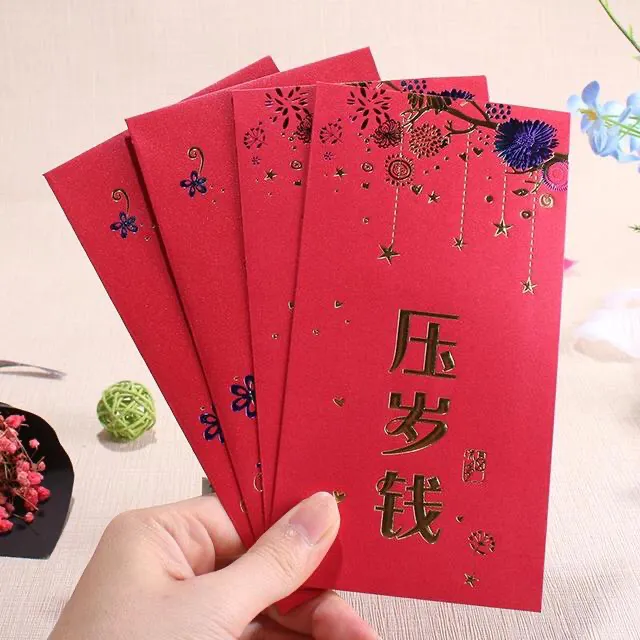 #夫妻离婚要求分割孩子26万压岁钱#看了一下具体新闻，其实是夫妻双方离婚，孩子跟