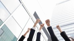 而职业技术大学则是展开高职本科教育的高校。虽然有职业技术大学开展职业本科教育，但
