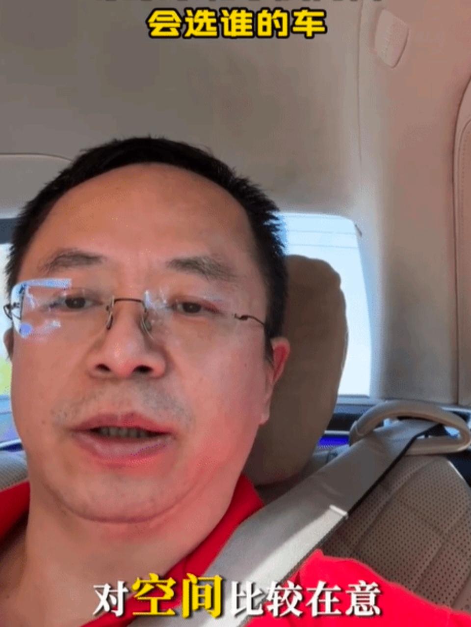 五菱宏光回应被周鸿祎说空间小！称，卖掉迈巴赫600，换国产新能源车，让网友帮推荐