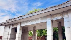 科技、人文、艺术交融的建筑类实验班，顶尖文科生千载难逢的良机。为强化建筑和设计类