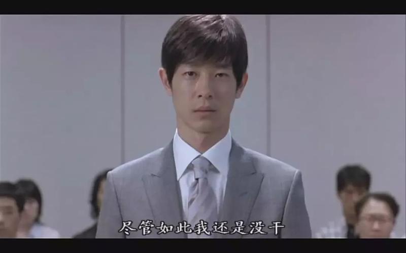 #男子为泄愤将妻子隐私视频发微信群#要是没扯证，绝不会只是“批评教育”。挺好的，