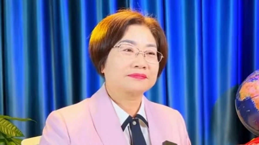 霸凌式教育创始人赵菊英竟然是美国管教协会认证讲师，中国退休教师跑美国认证去了？ 