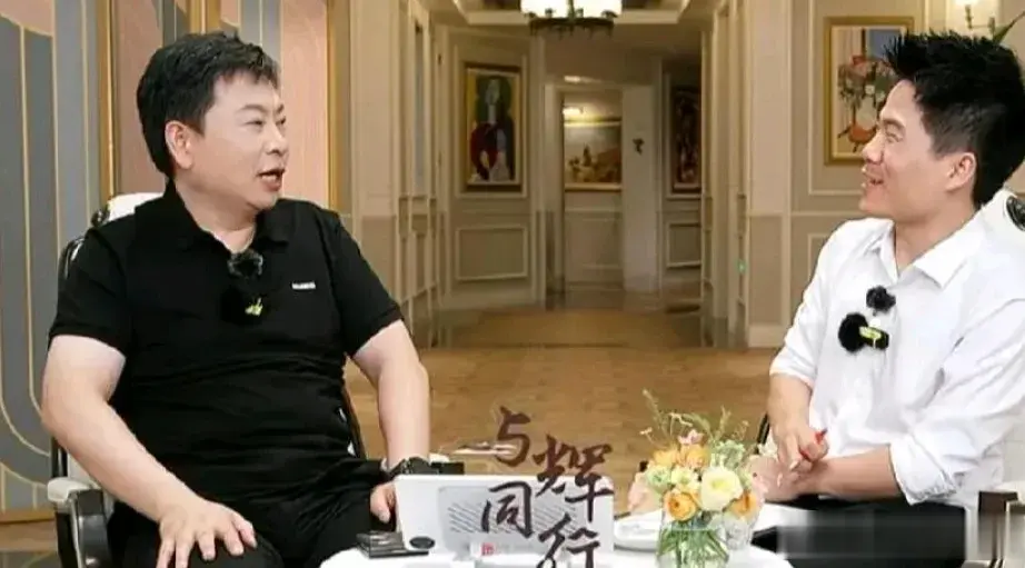 到底值不值？问界25亿品牌转让费到底值不值？无论是华为还是赛力斯人，他们心里都自