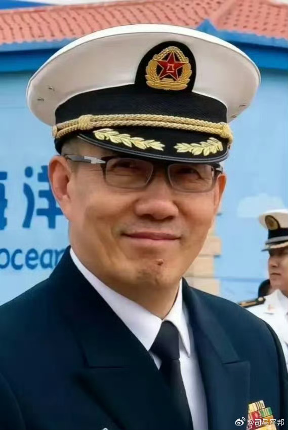 我们要警惕这种谣言，西方媒体唯恐中国不乱，制造各种谣言，干扰中国人民解放军。