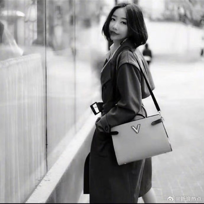 这位女士现在是什么情况，今天28号，已经过了4天。#赴瑞士安乐死女子账号头像已成黑白##沙白账号头像已由彩色变成黑白#  据新黄河：近日，上海女子沙白发布视频称决定10月24号赴瑞士接受安乐死，引发关