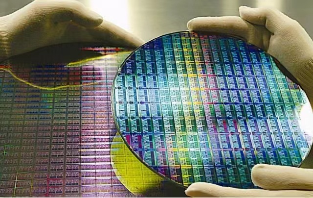 被人民日报说中了！中国芯片数据