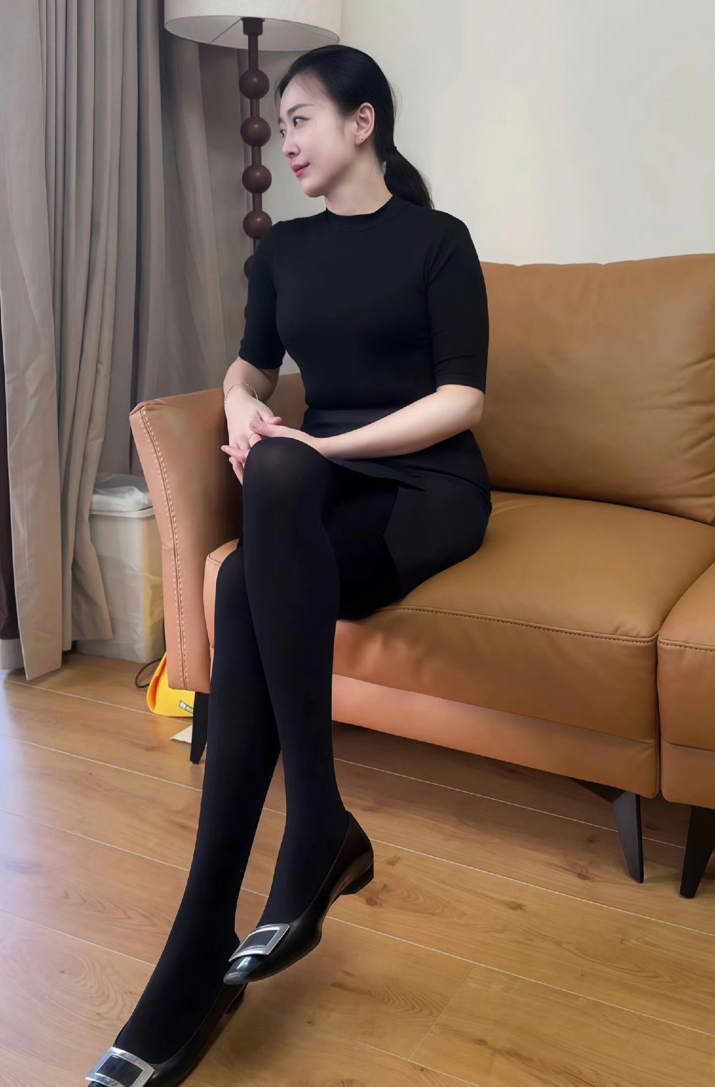 我发现，现在这些房地产中介打骚扰电话，是有一套固定说辞的。

一上来就是“你好X先生/女士，我是XXXX，之前有联系过您”。

咱们啥时候联系过了？这是在跟我套近乎？还是想骗我？5年前，我可能还会因为