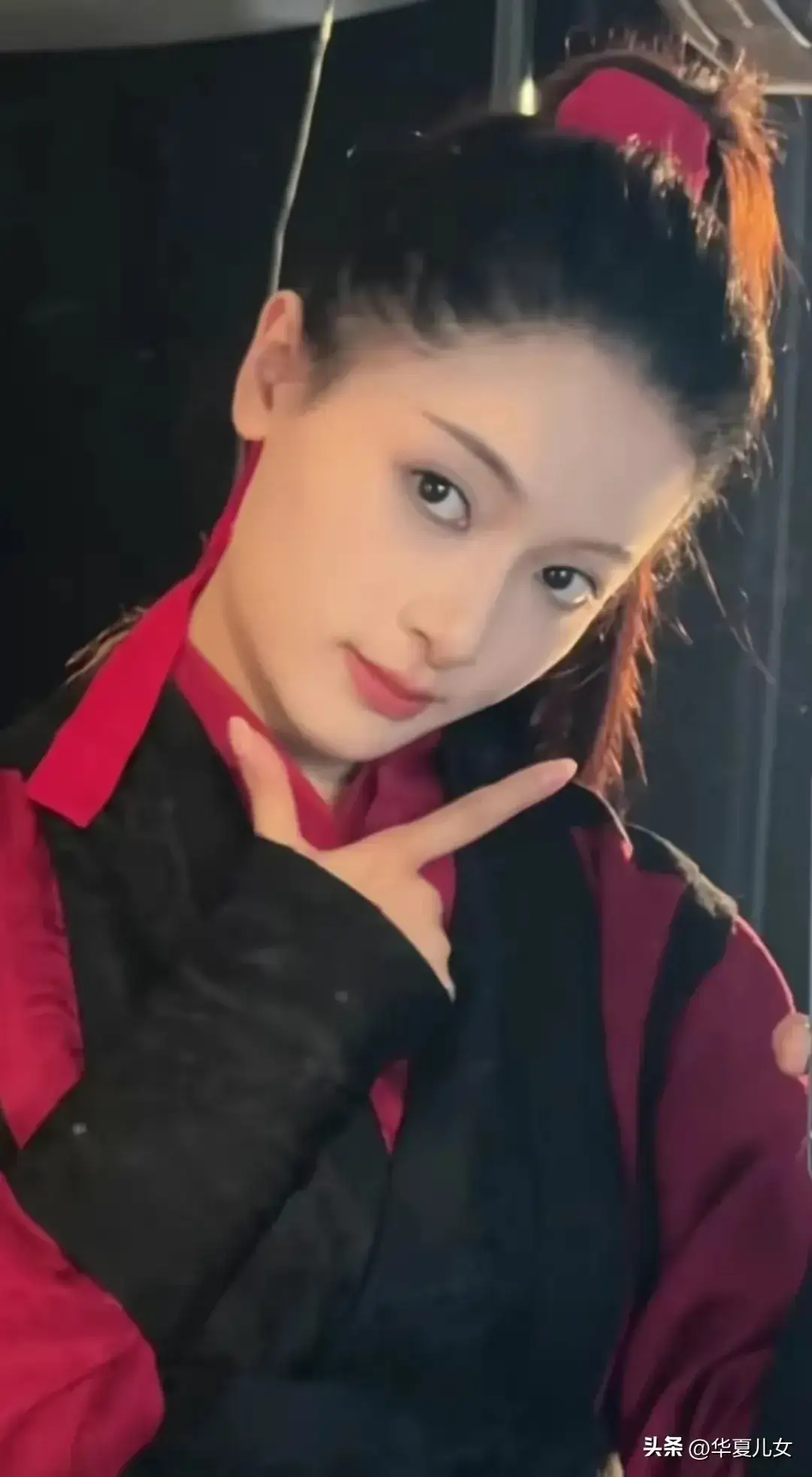 一个与辉同行的河南行宣传片，一个东方甄选的湖南行宣传片，就问更好看？<!--{i