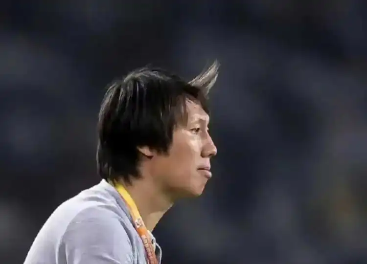 如果李铁搞一个监狱犯人足球队，尤其死刑缓刑和无期徒刑犯足球队，踢赢，直接减刑，能冲出亚洲走向世界吗？