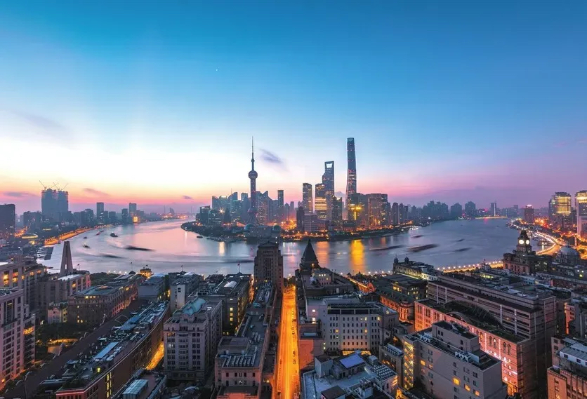许多人没有意识到，提振消费是国家在下一盘大棋，绝非你看到的那么简单！
 
大力提振消费已经被列为年度首要任务，我们也看到在国补等系列政策的支持下，消费市场持续释放活力。再往深了看，其实在国家的带动下，