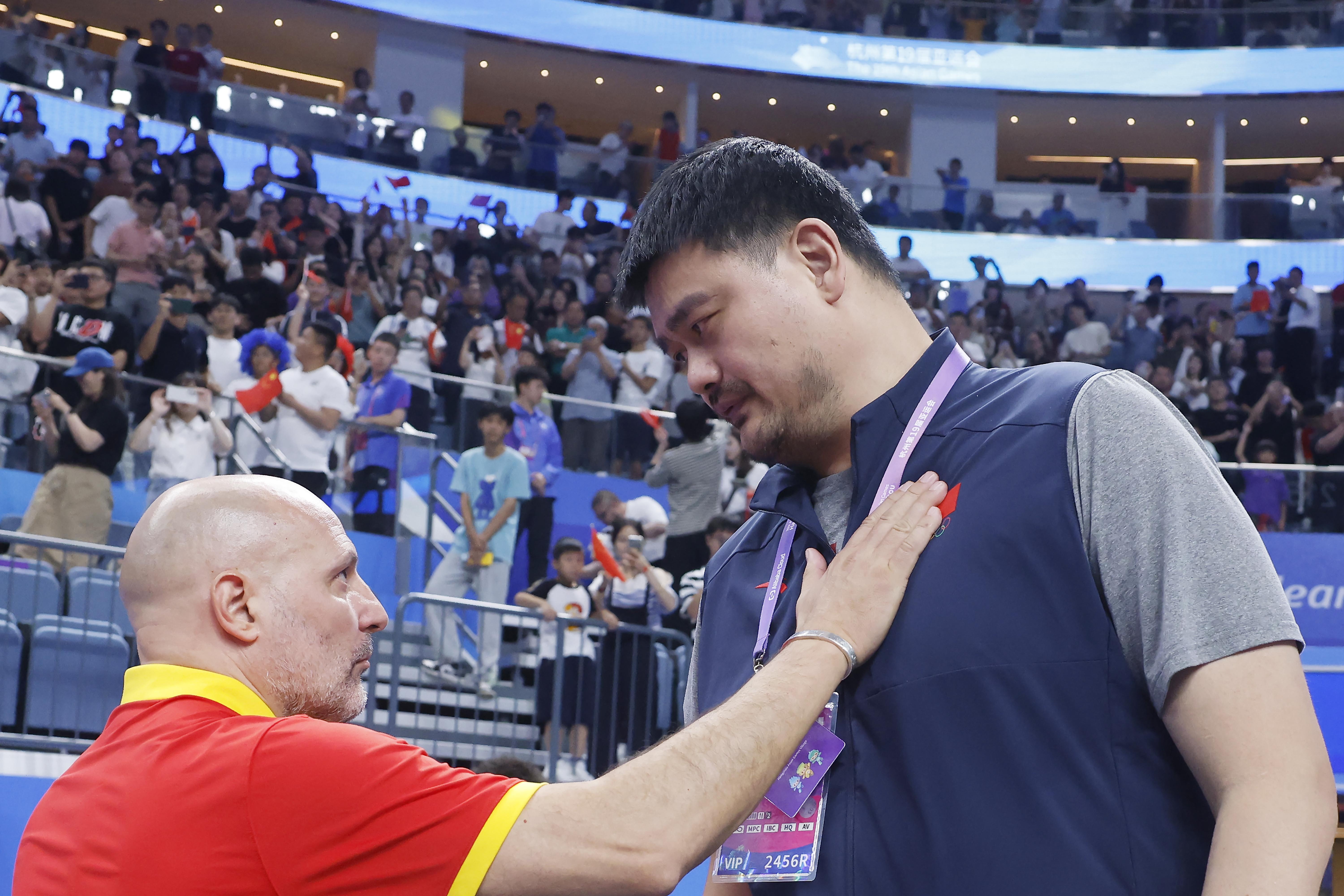 中国男篮前任主教练乔尔杰维奇要找到下家了，意大利男篮在这次欧锦赛无缘八强后，主教练波泽科宣布辞职，意大利篮协马上联系了乔尔杰维奇，希望他出任意大利男篮主教练。

乔尔杰维奇执教中国男篮的时候，中国男篮