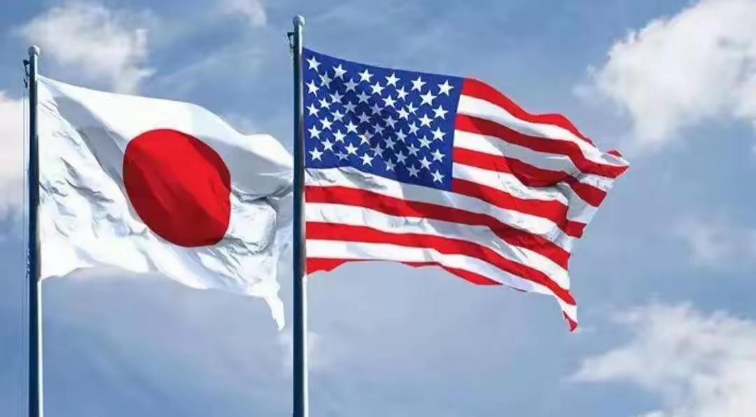 日本抛售1.3万亿美债，加速美国死亡，报当年的一箭之仇！


日本国民很清楚，谁才是日本真正的敌人！

日本真正的敌人不是中国，也不是俄罗斯，而是美国！


自从二战失败后，美军大举进驻日本本土，美军