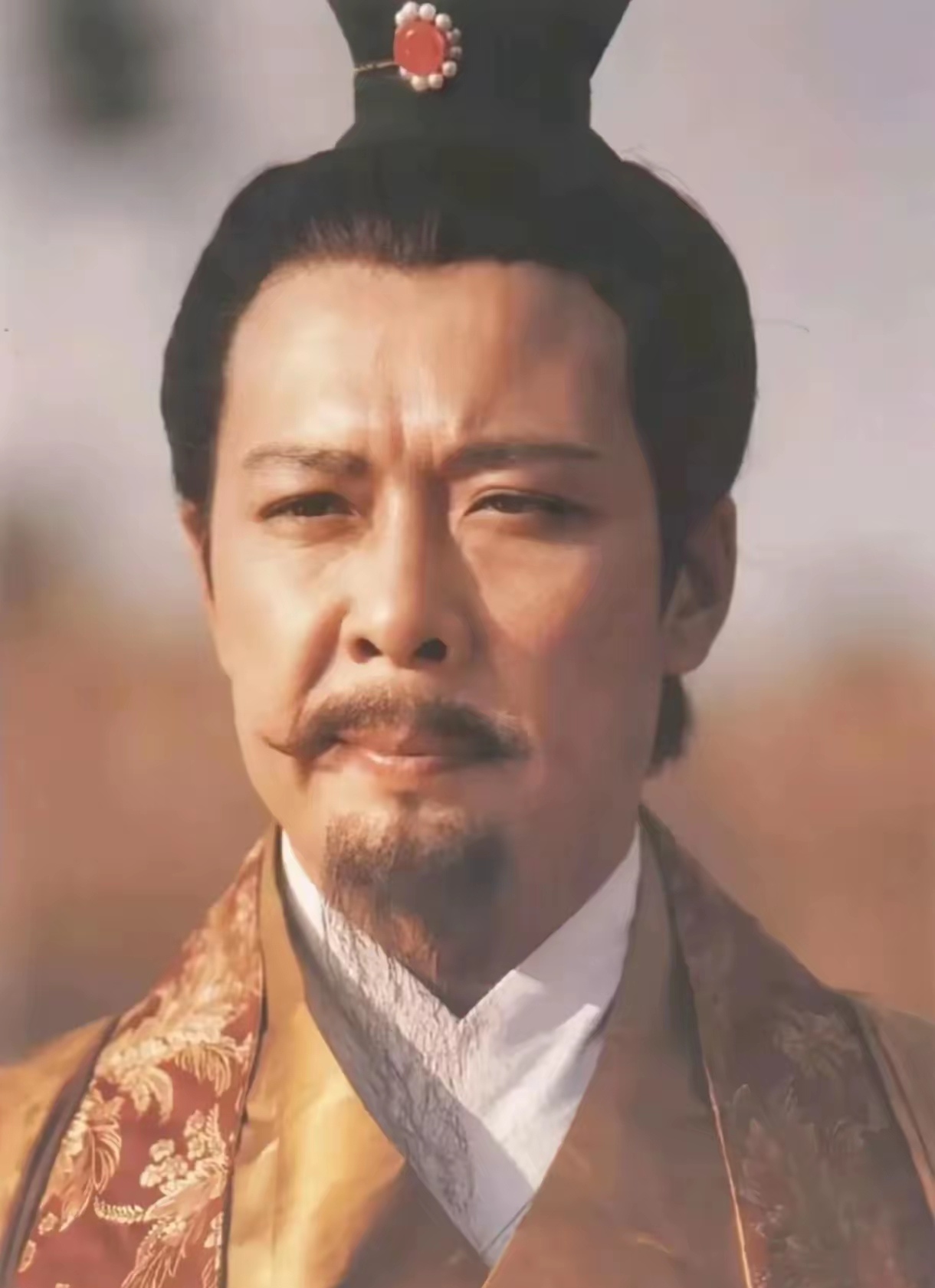 刘备集团最恐怖的不是庞统，最恐怖的是庞统加法正，如果荆州镇守的时候有诸葛亮在，庞统和法正一开始就在刘备手里，这两个人联手战略战术配合几乎无敌，那曹操可就麻烦了。

这两个人联手如果一起帮助刘备跟曹操对