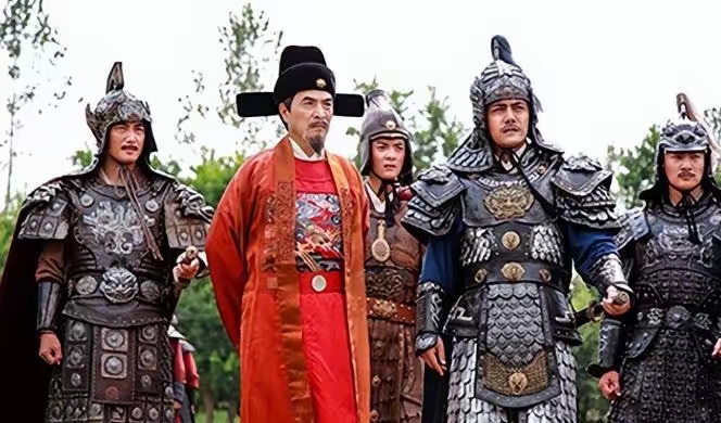 袁崇焕死后，其妻及子都去投靠了昔日的部将祖大寿。

祖大寿降清后，袁崇焕的儿子袁文弼加入了宁古塔正白旗汉军。孙子是袁尔汉，跟随康熙出征雅克萨。后面就留在了黑龙江。

明朝快完蛋那会儿，辽东那边乱得跟炒