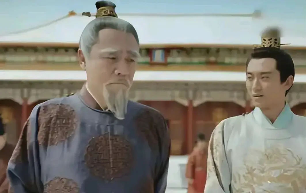 有网友问，朱元璋为什么要把皇位给朱允炆，他难道看不出来朱允炆镇不住那些藩王吗？不好意思，他还真没看出来！

老朱抽了三盒华子都没想明白，自己留下的几十万精锐中 央野 战军是怎么被干翻的。整个帝国绝大部