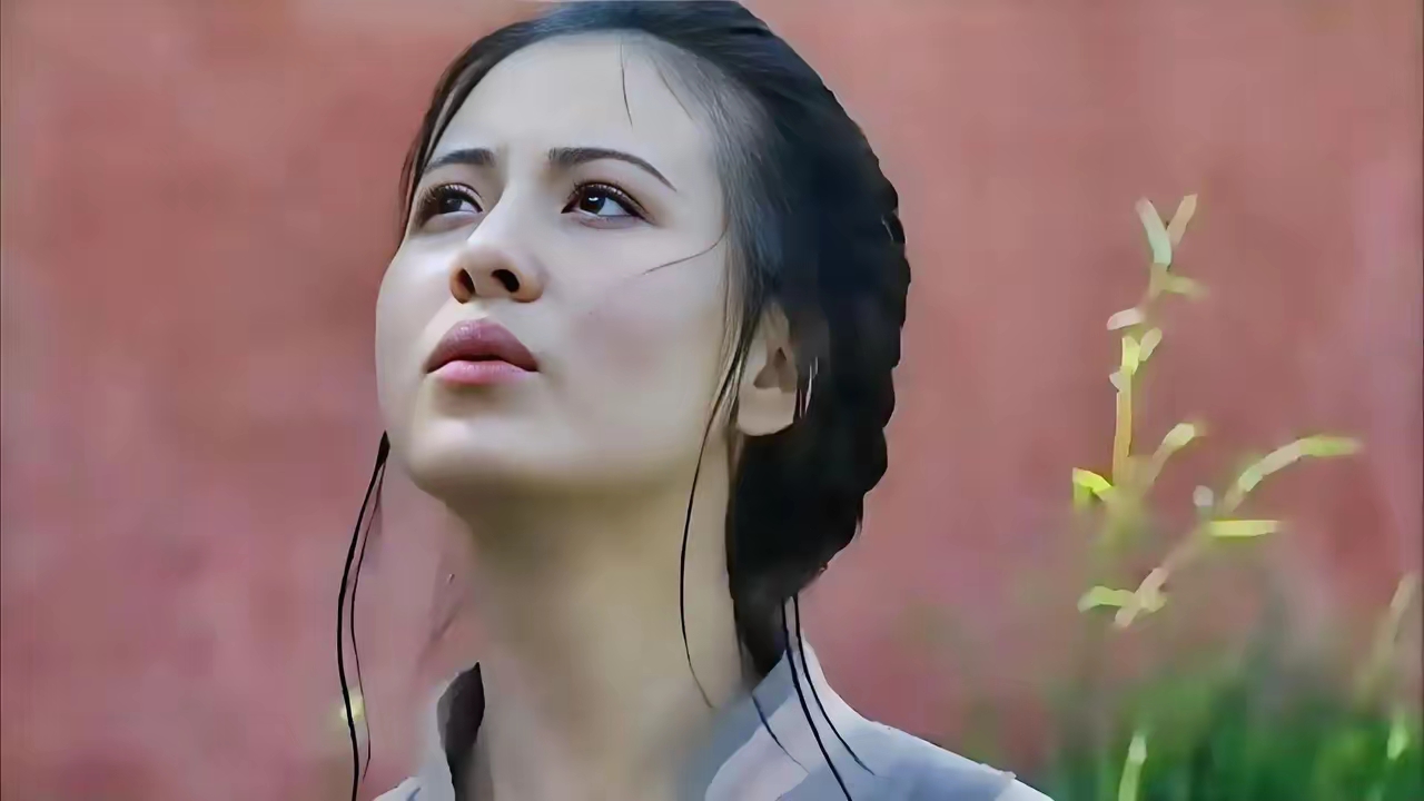雍正王朝中，郑春华为什么必须死？她不死行不行？

先说答案，不行！因为有三个重要人物都希望她死！

第一：胤禛

其实当胤祥将郑春华托付给胤禛的时候，就注定了郑春华必须死！

因为她影响了胤禛的夺嫡计