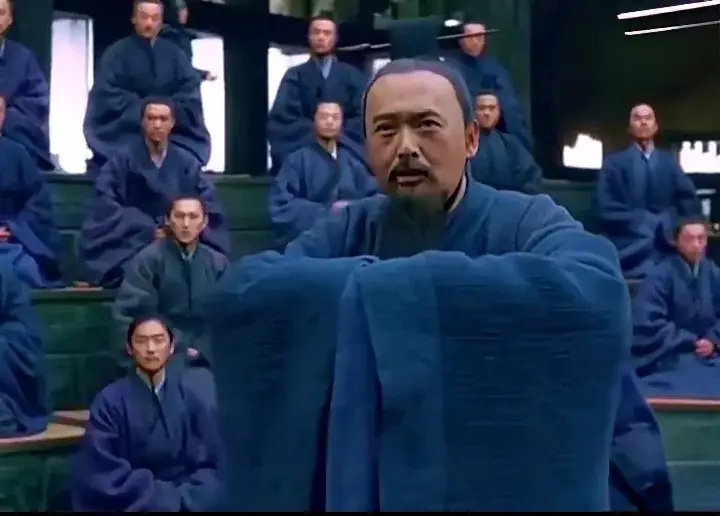 为什么历史上灭了四次佛教，却从来没有灭过道教？

就这么说吧，佛教最多也就干干土地兼并和抢占人口这种土鸡瓦狗的事，而道教就不一样了。道教一生只打高 端局，但凡是碰上个乱世，敢把他们惹急了，他们是真会掀