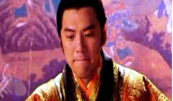 隋末，李密护送杨广的萧贵妃回扬州，途中客栈休息时，李密夜里偷偷爬到萧贵妃的床上，萧贵妃生气道：“我可是皇上的妃子，你竟敢轻薄于我！”李密把萧贵妃抱入怀中说：“能与你共渡良宵，让我去死都值得！”

萧妃