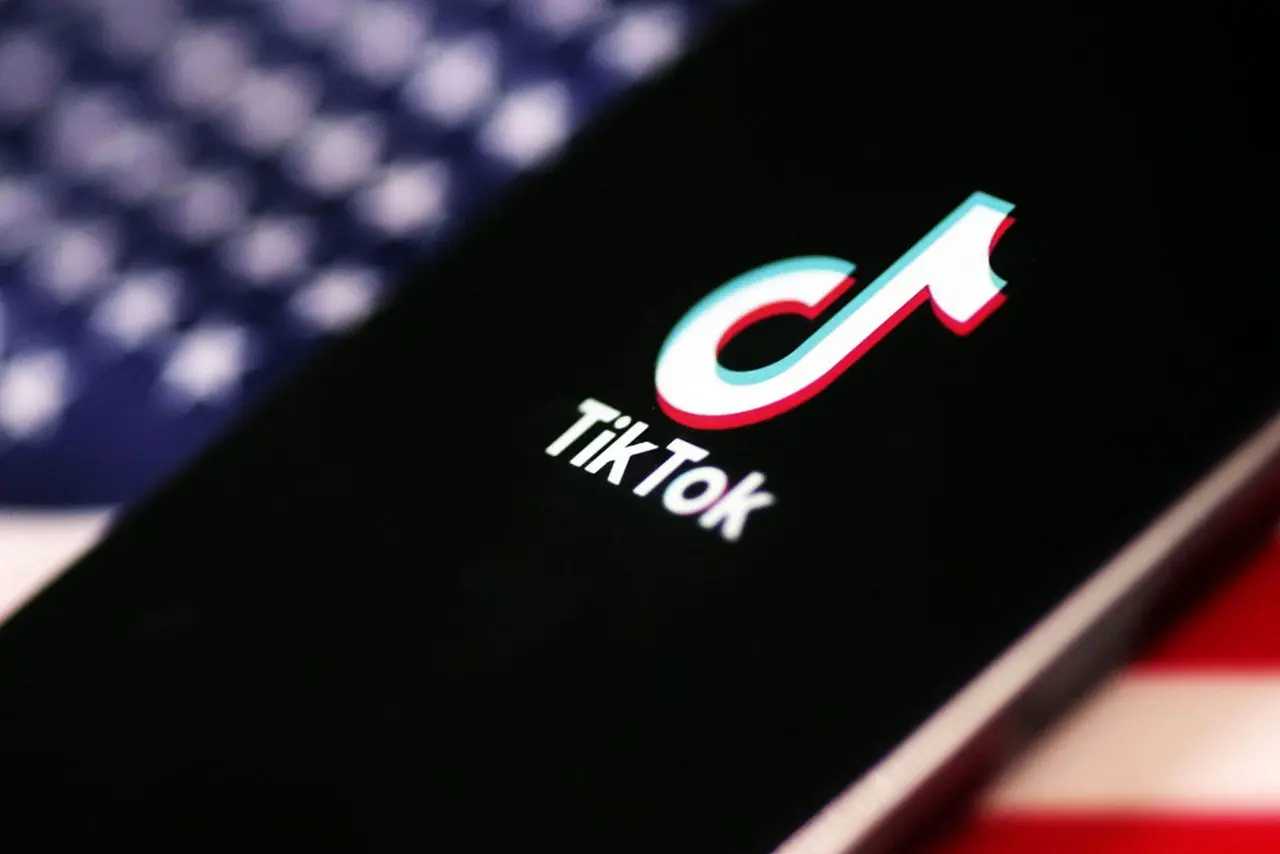马斯克明确表态：对收购TikTok毫无兴趣
 
近日，马斯克就收购TikTok一事首次公开表明态度，直言自己对收购TikTok不感兴趣。这一表态吸引了众多关注。

在商业领域，收购热门企业一直是热门话