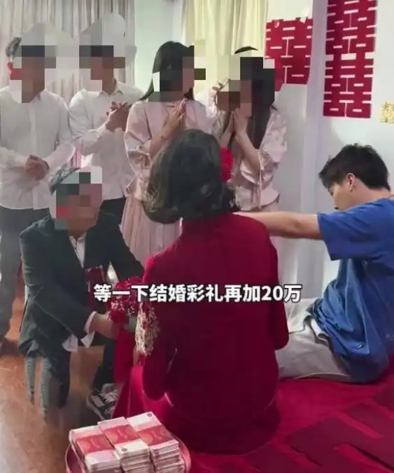山西大同的婚恋纠纷案一曝光，男同胞们这下可算清醒了！现在的婚恋环境里，表面看是女性择偶要求高，房子车子彩礼样样不少，可实际卡住多数男性的不只是硬件门槛——大同这案子撕开了一层更深的隐患：就算过了物质关
