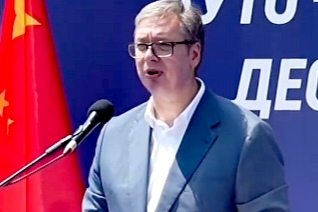 中国基建在欧洲首秀！塞尔维亚新高速路通车啦

塞尔维亚西南部的卢查尼市5号当天可热闹了！中国在欧洲修的第一条高速公路——E763普雷利纳-波热加段正式通车，这可是中国-中东欧合作的