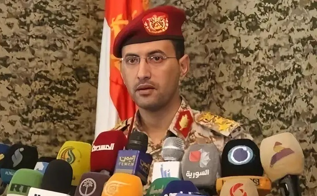 美国这是服软了吗？据媒体消息，美国近期接触了也门胡塞武装，希望他们在美军航母通过红海时不要袭击美国航母，结果硬气的胡塞武装直接拒绝了美国的要求。
那这样看来，5月31日胡塞武装宣称他们袭击了美国艾森豪