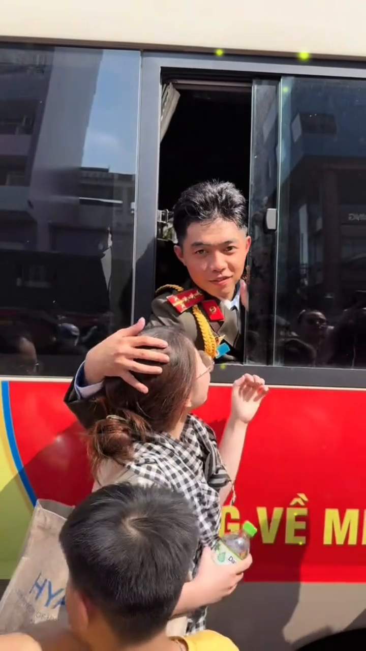 许多人都说不可小觑越南，毕竟越南可是曾经战胜过联合国五常里两常的国家。
实际上，这种陈年旧事毫无意义。暂且不说当年越南并非是仅靠自身力量击败的法国和美国，就说在承平了三十多年后的如今，越南从上到下都弥