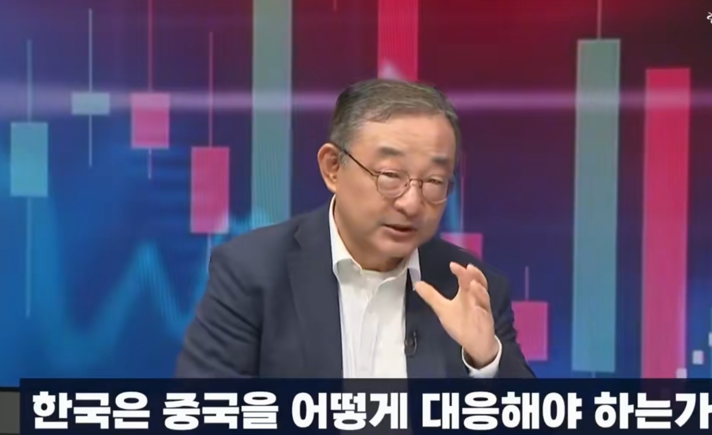做了千年附庸的韩国人，最大的梦想就是有一天能成为“大韩帝国”，但这一切都只能是韩国思密达永远的黄粱梦。
前阵子韩国网民曾“一本正经”的讨论，如果攻打大国，哪里是他们的最佳登陆地。
后来思密达们的结论是
