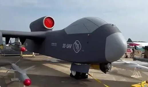 珠海航展刚刚结束，但为什么从头到尾都没看到美国军工巨头，以及他们的先进战机不来珠海展秀一秀呢，难道他们真的是怕被中国工程师看一眼就“怀孕”吗？
当然，中国人是世界上最聪明的群体，有着卓越的智慧和高超的