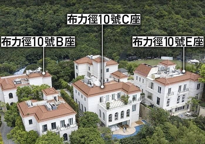 许家印有那么多豪宅，即便是豪掷25亿购买的香港山顶豪宅，也是按栋买的，且一次性共买了3栋，泳池、健身房、酒窖应有尽有，许家印干嘛还要违建6000平方尺，还要挖个464平方米的“地牢”呢？
因为许老板就