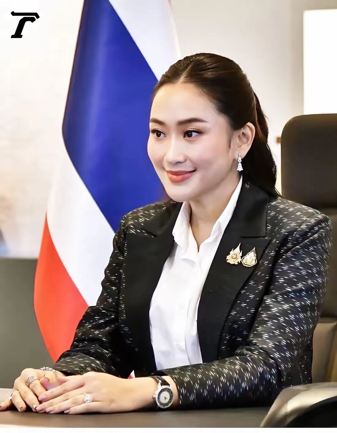 泰国总理佩通坦讲话没说愤怒没说难过，就说了一句担心旅游业受影响，果然最关心的还是钱。
​泰国早就知道有诈骗集团在那边，为什么不提前警告东方大国的游客？现在游客大量取消旅行计划。游客不是突然发现安全问题